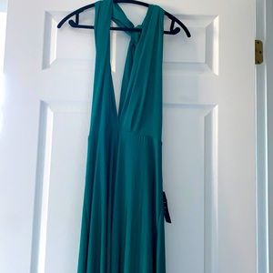 ALWAYS STUNNING CONVERTIBLE EMERALD GREEN DRESS
